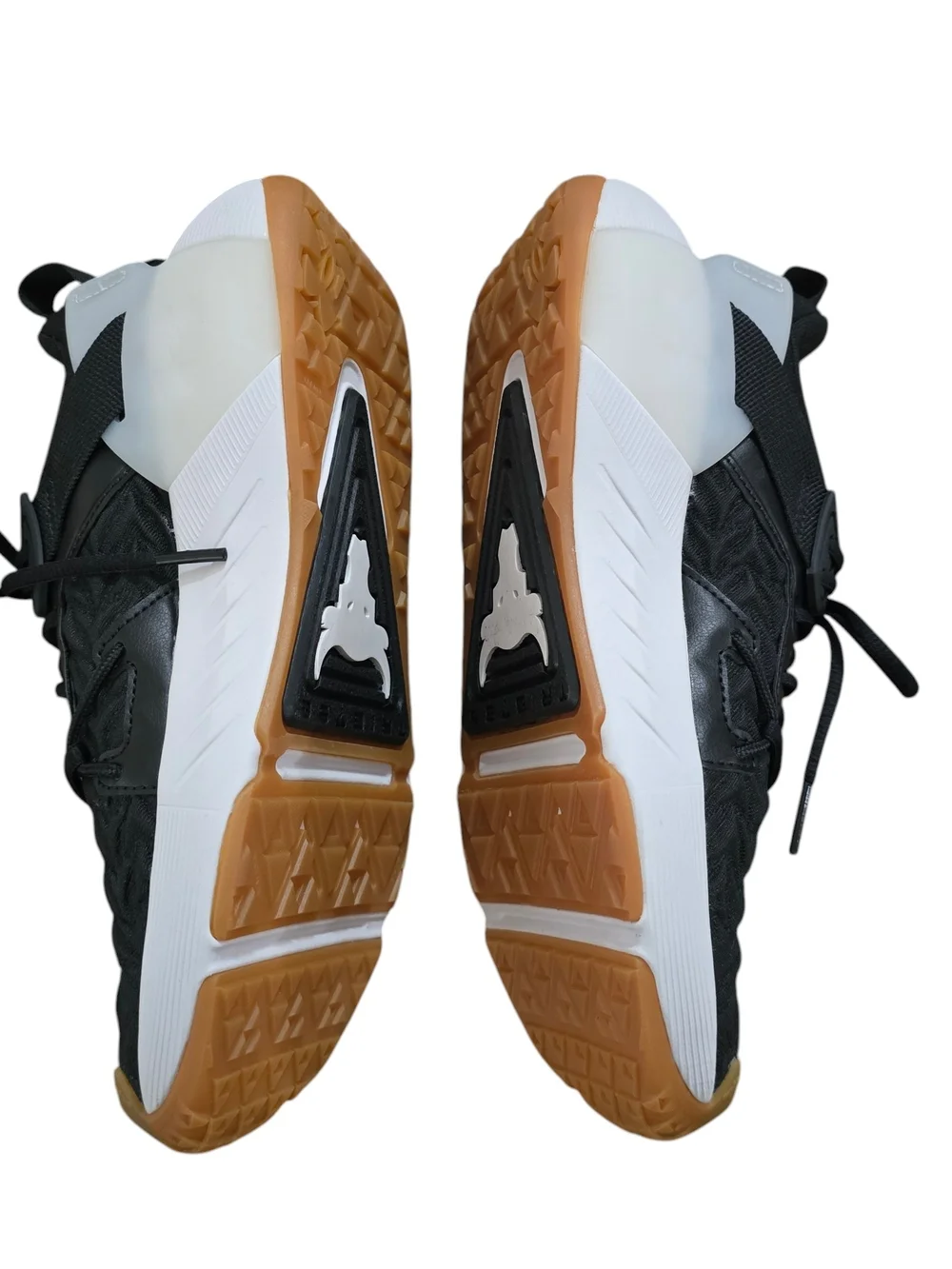 Under Armour Project Rock 6 HOVR GS Sneakers Shoes New Boys Size 5.5Y